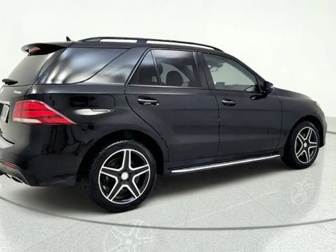 Used 2016 Mercedes-Benz GLE 400 4MATIC image 9