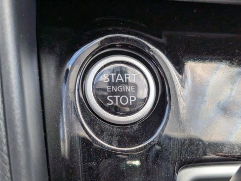 Used 2024 Nissan Versa SV w/ Trunk Package image 22