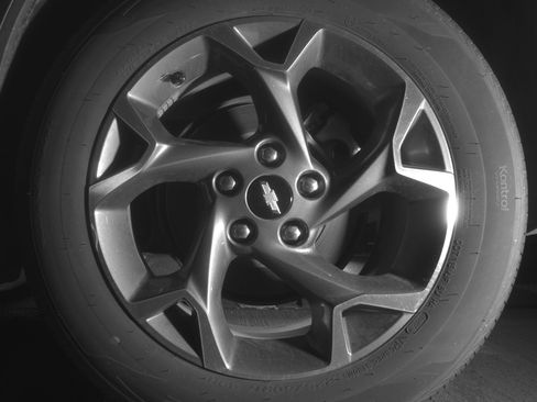 Used 2025 Chevrolet Trax LT FWD image 14