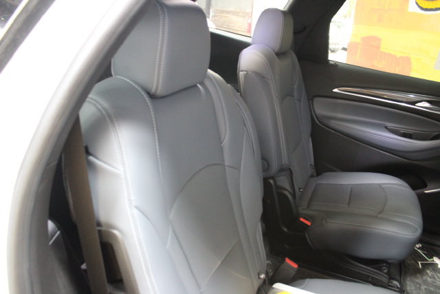 Used 2023 Buick Enclave Essence w/ Experience Buick Package AWD/4WD image 9
