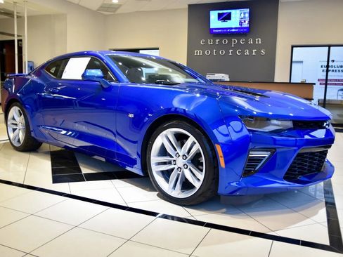 Used 2018 Chevrolet Camaro SS image 1