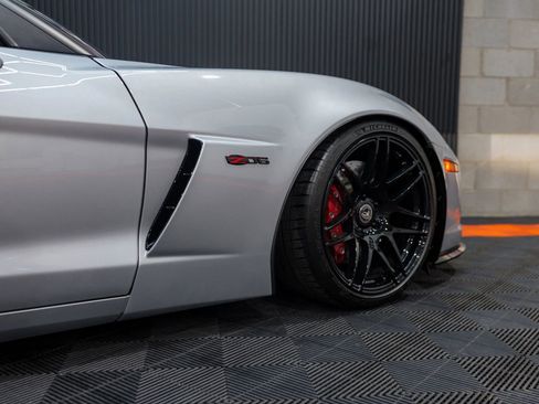 Used 2009 Chevrolet Corvette Z06 w/ Preferred Equipment Group image 24