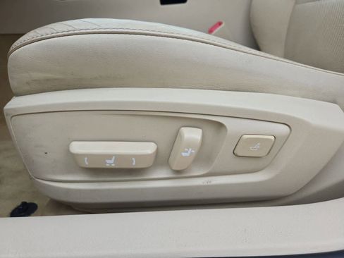 Used 2013 Lexus ES 350 image 16