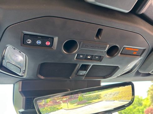 Used 2025 GMC Hummer EV 3X w/ LPO, Sport Package AWD/4WD image 62