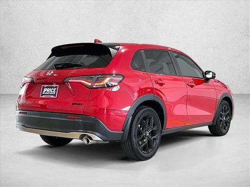 Used 2024 Honda HR-V Sport image 2
