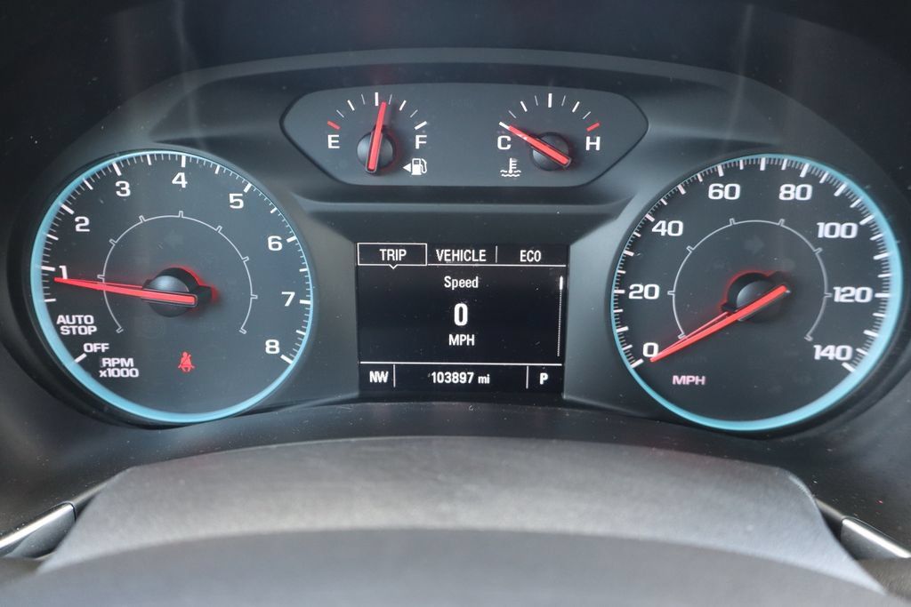 Used 2019 Chevrolet Equinox LS w/ LS Convenience Package AWD/4WD image 34