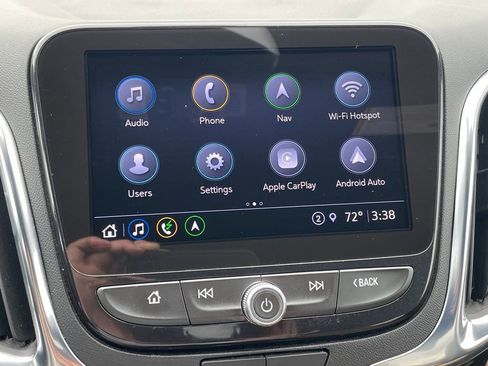 Used 2022 Chevrolet Equinox Premier image 16