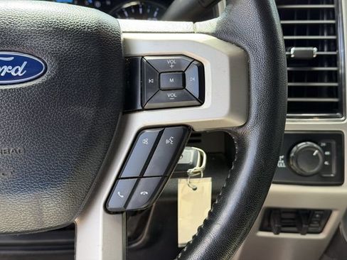 Used 2019 Ford F250 Lariat w/ Lariat Value Package AWD/4WD image 12