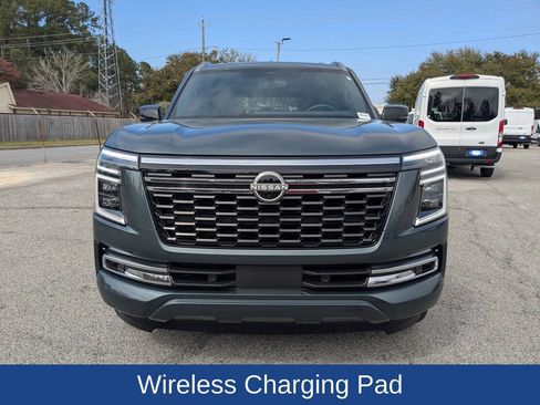 Used 2025 Nissan Armada SL image 9