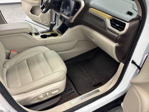 Used 2018 GMC Acadia Denali FWD image 44