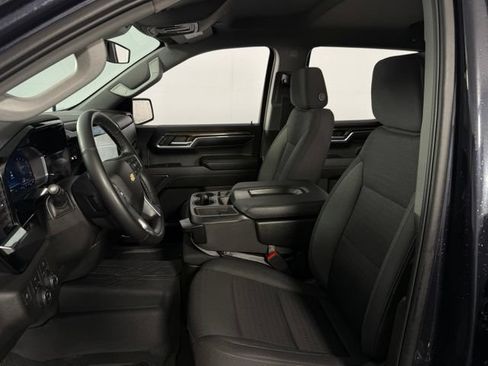 Used 2023 Chevrolet Silverado 1500 LT AWD/4WD image 13