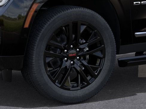 New 2026 GMC Yukon XL Denali w/ Denali Reserve Package AWD/4WD image 9