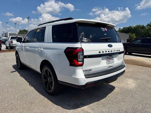 Used 2023 Ford Expedition Limited AWD/4WD image 8