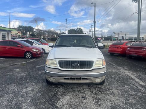 Used 2001 Ford Expedition Eddie Bauer image 1