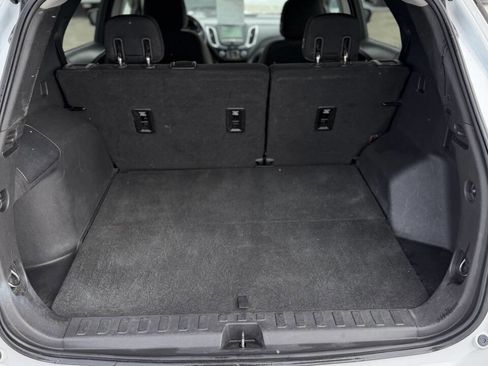 Used 2018 Chevrolet Equinox LT AWD/4WD image 19