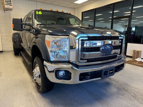 Used 2016 Ford F350 XLT w/ XLT Value Package AWD/4WD image 32