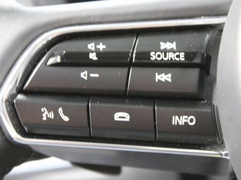 Used 2025 MAZDA CX-70 Plug-In Hybrid w/ Premium Pkg image 47