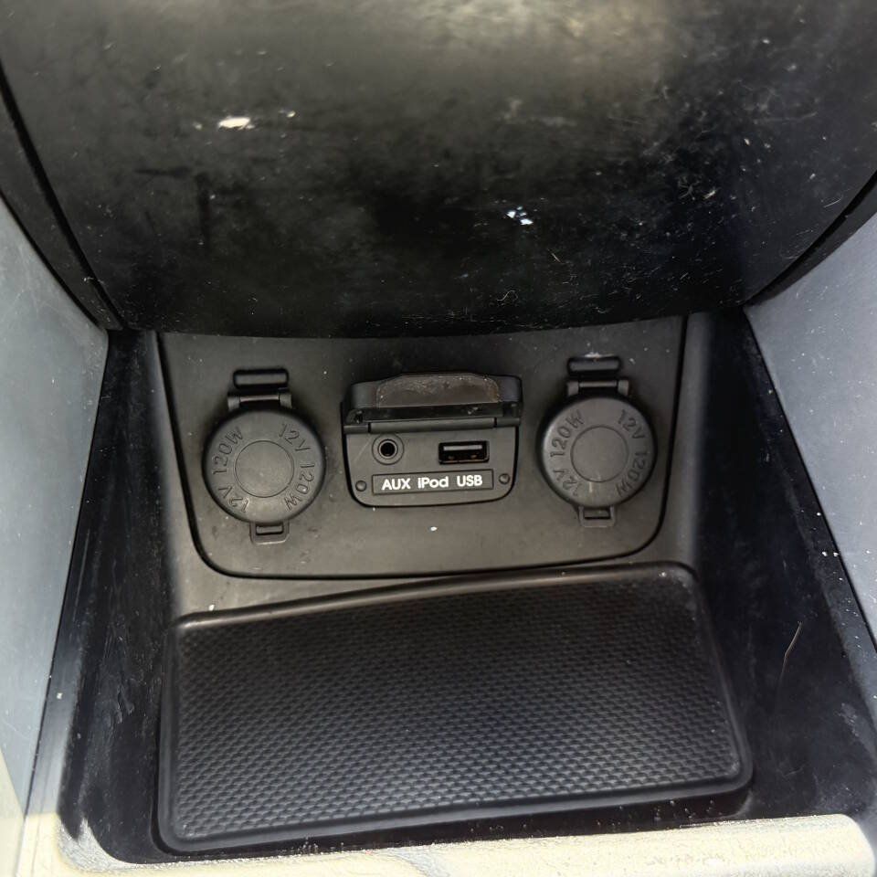 Used 2012 Hyundai Sonata Hybrid w/ Leather Pkg FWD image 13