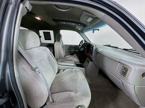 Used 2000 Chevrolet Silverado 1500 LS image 24