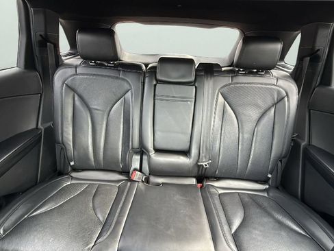 Used 2020 Lincoln Nautilus Reserve w/ Equipment Group 201A image 26