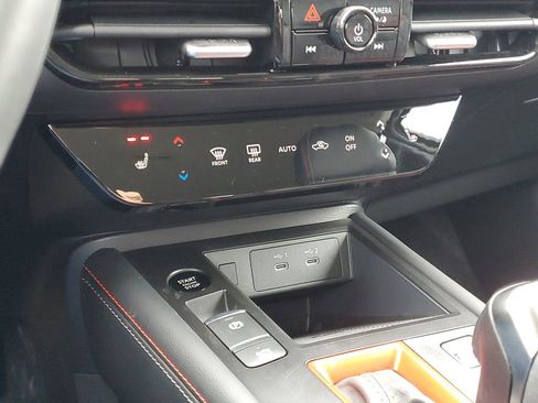 New 2026 Nissan Kicks SR image 20