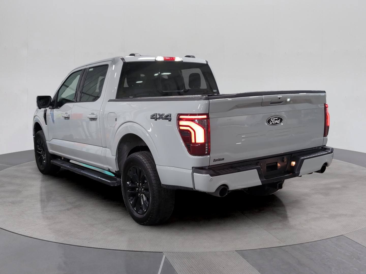 Used 2026 Ford F150 Lariat w/ Equipment Group 502A High AWD/4WD image 4