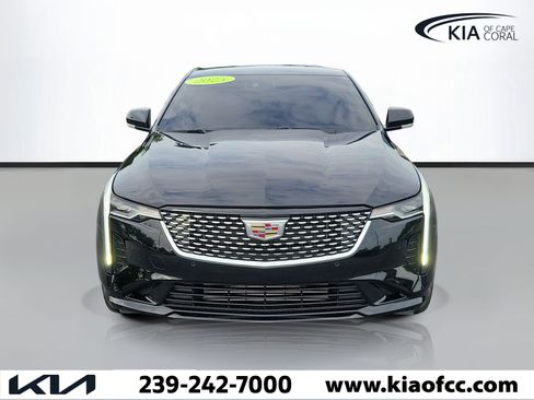 Used 2025 Cadillac CT4 Premium Luxury RWD image 2