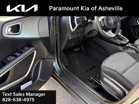 New 2025 Kia Soul LX image 14