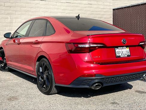 Certified 2024 Volkswagen Jetta GLI Autobahn w/ GLI Black Package image 10