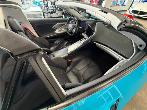 Used 2024 Chevrolet Corvette Stingray Premium Conv w/ 3LT image 29