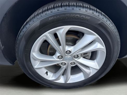 Used 2023 Buick Encore GX Preferred w/ Cold Weather Comfort Package image 9