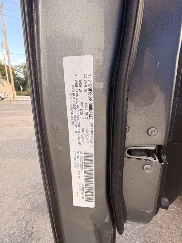 Used 2012 Dodge Charger R/T RWD image 35