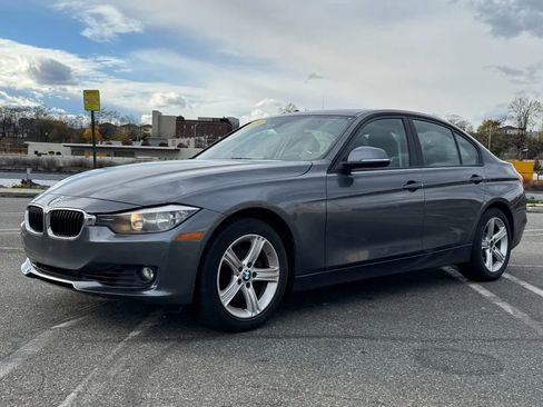 Used 2014 BMW 328i xDrive Sedan image 3