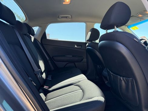 Used 2018 Kia Optima LX image 17