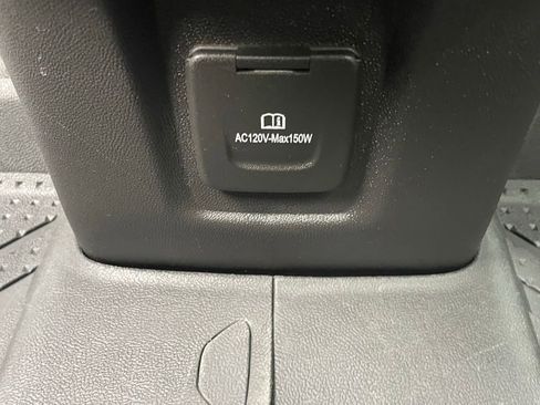 Certified 2022 Chevrolet Equinox Premier AWD/4WD image 27