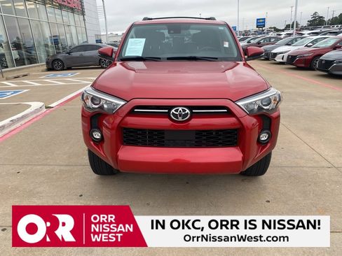 Used 2022 Toyota 4Runner SR5 Premium image 8