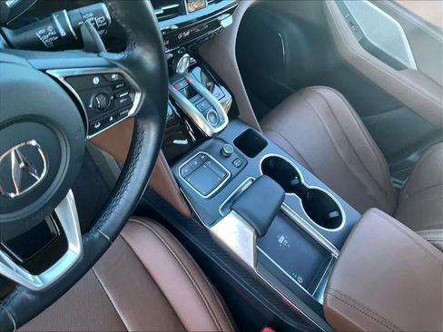 Used 2023 Acura MDX FWD w/ Technology Package image 18