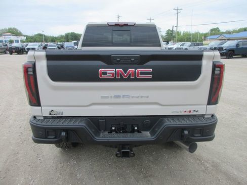 New 2026 GMC Sierra 2500 AT4X w/ AT4X AEV Edition AWD/4WD image 6