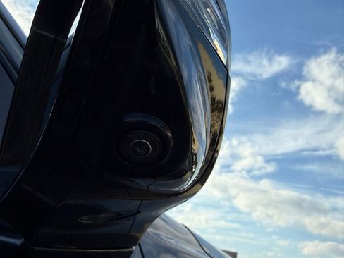 Used 2021 Chevrolet Tahoe LT w/ LT Signature Package image 33