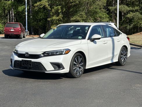 Used 2023 Honda Civic LX image 5