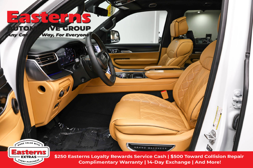Used 2025 Jeep Grand Wagoneer Series III w/ Rear Seat Video Group 1 AWD/4WD image 14