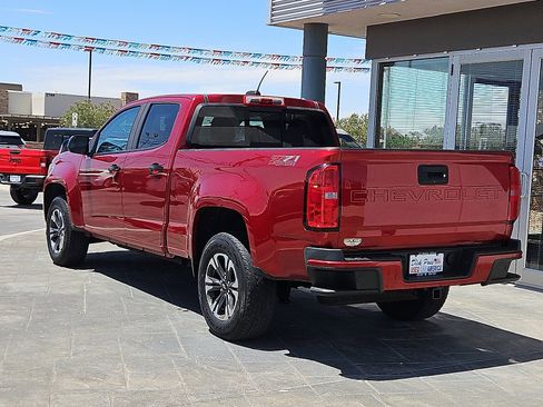 Used 2021 Chevrolet Colorado Z71 AWD/4WD image 4