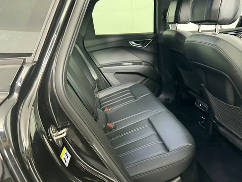 Used 2024 Audi Q4 e-tron Premium w/ Convenience Package AWD/4WD image 30
