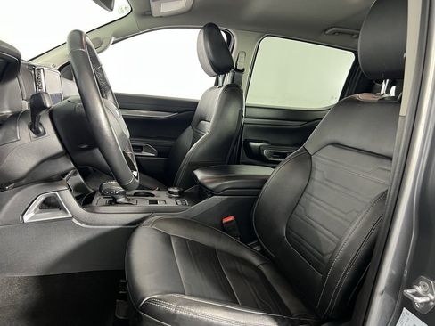 Used 2024 Ford Ranger Lariat w/ Advanced Towing Package image 23