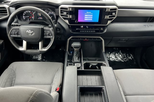 Used 2025 Toyota Tundra SR5 w/ SR5 Convenience Package AWD/4WD image 15