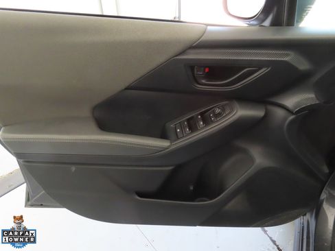 Used 2024 Subaru Crosstrek 2.0i Premium w/ Crosstrek Mirror Package AWD/4WD image 9