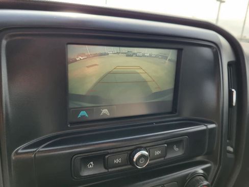 Used 2018 Chevrolet Silverado 1500 W/T w/ Trailering Package image 21