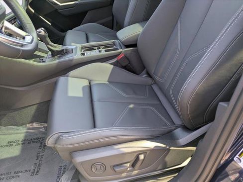 New 2025 Audi Q3 2.0T Premium image 15