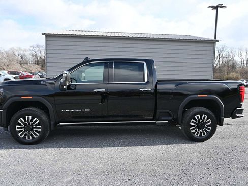 New 2026 GMC Sierra 2500 Denali Ultimate image 7