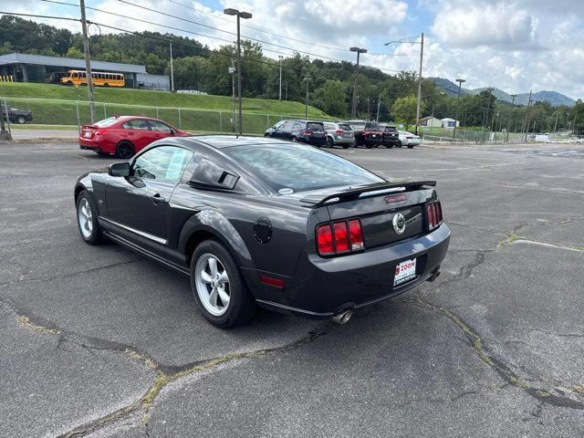 Used 2007 Ford Mustang GT RWD image 6